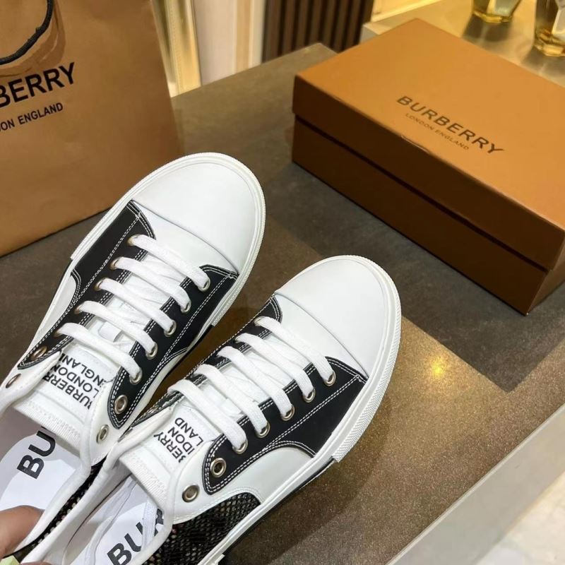 Burberry Low Shoes